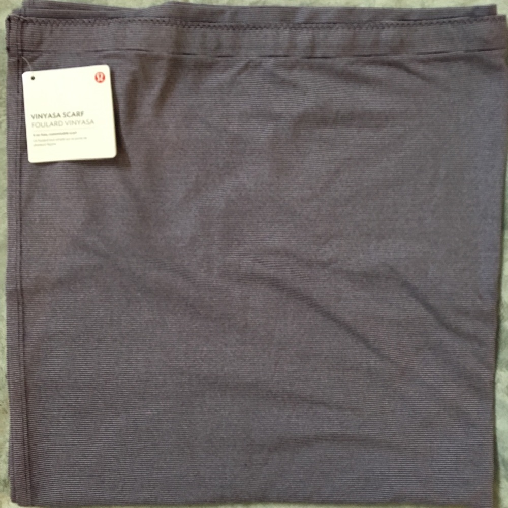 NWT Lululemon Vinyasa Scarf
